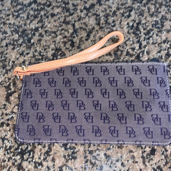 Dooney & Bourke Wristlet with ID Card - Picture 4 of 10